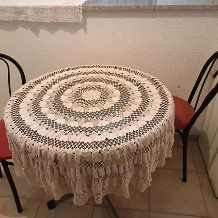 Ado Apartment Orasac